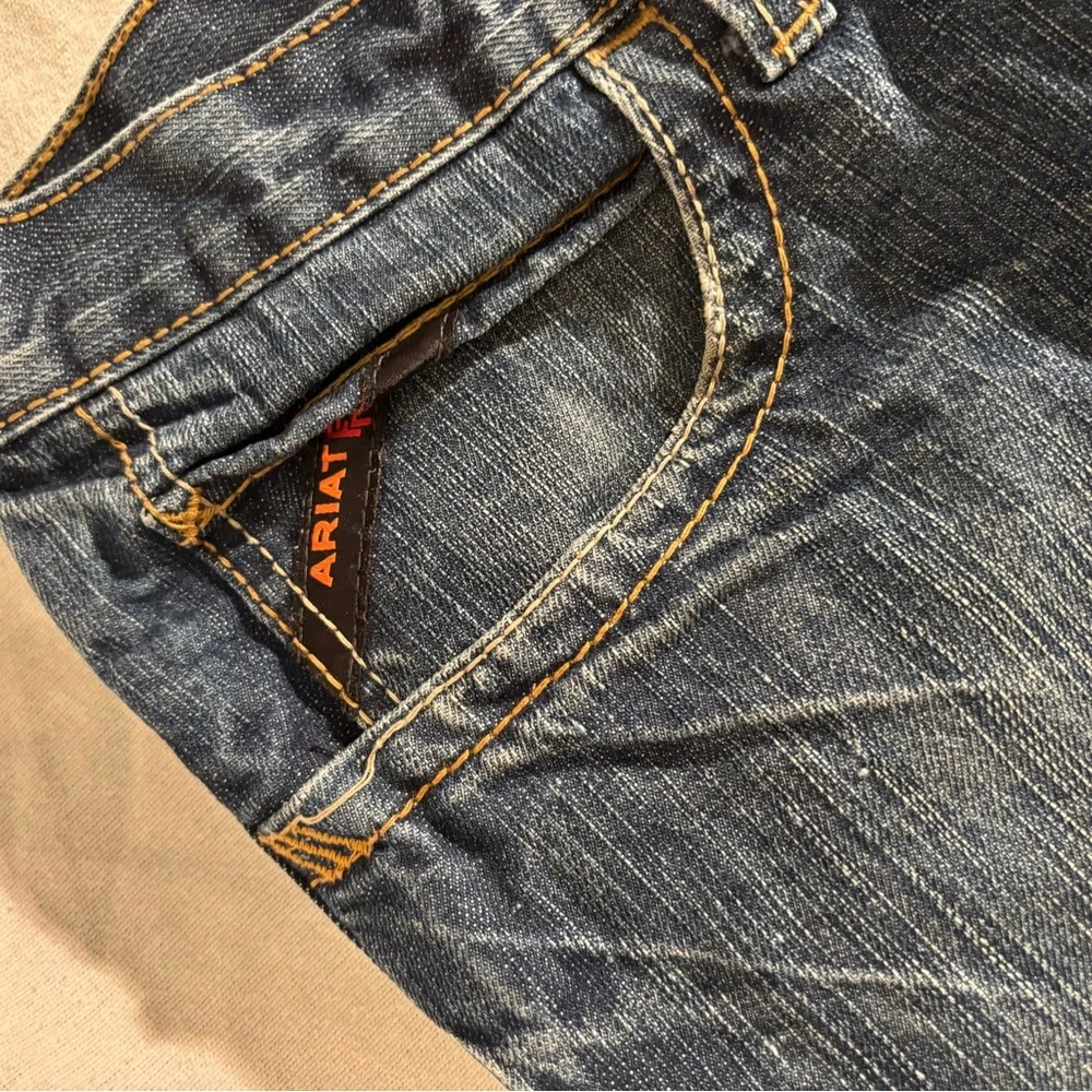 Men’s Ariat Classic Denim Low Rise Boot Cut Straight Jeans 40x32 FR M4 Cat2